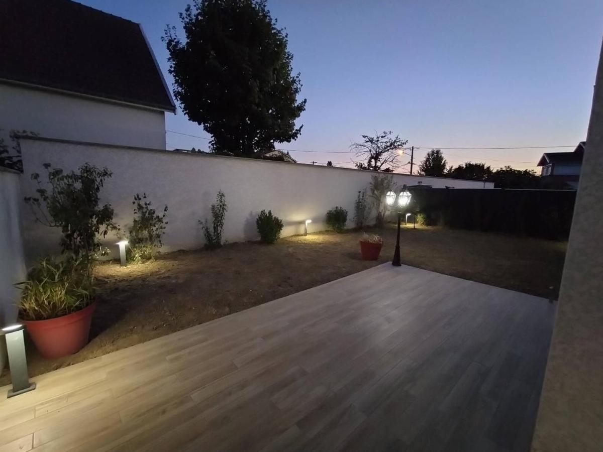 Logement Cosy Neuf Avec Jardin Mions Buitenkant foto